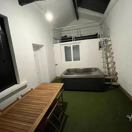 Nyaraló Maison Jaccuzi Et Salle Cinema