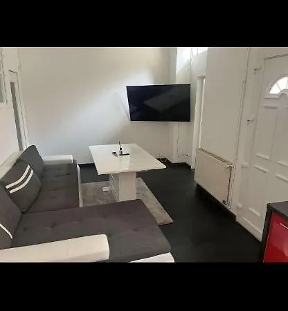 Maison Jaccuzi Et Salle Cinema *